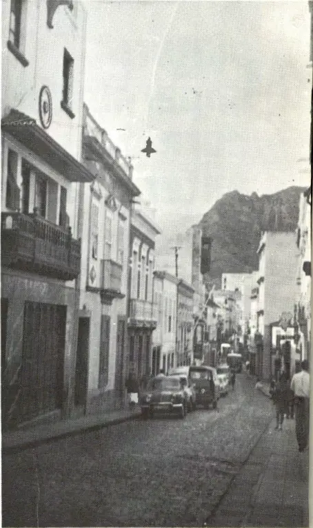 Calle Anselmo Pérez de Brito